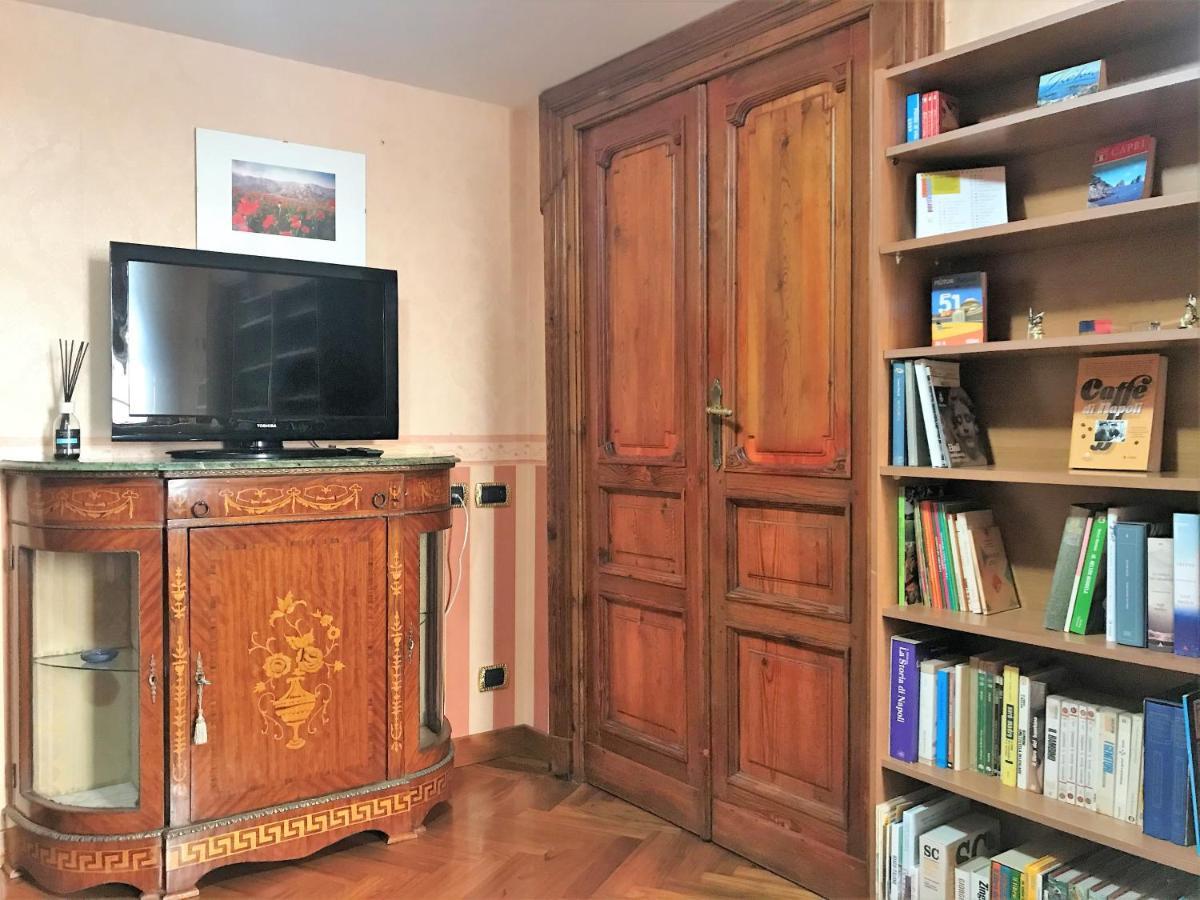 Oscar Apartment เนเปิลส์ ภายนอก รูปภาพ